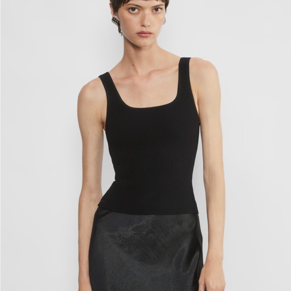 Aritzia Babaton Sculpt Knit Tank